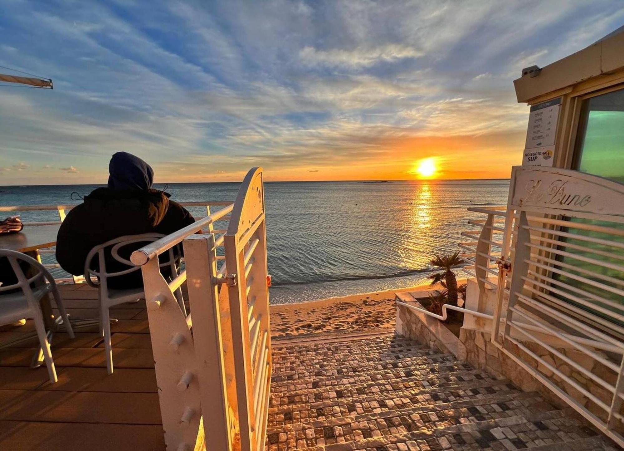 ポルト・チェザーレオ The Sea View Panoramicヴィラ エクステリア 写真