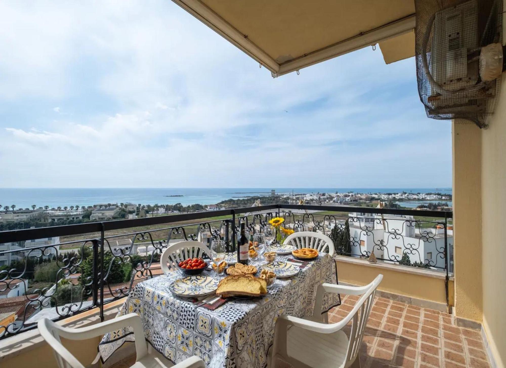 ポルト・チェザーレオ The Sea View Panoramicヴィラ エクステリア 写真